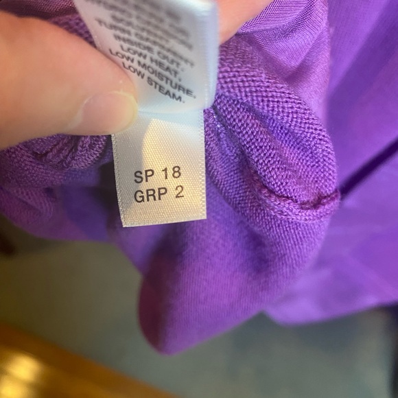 ST. JOHN Purple Knit Sweater with Silk Hem and Tie Back, Size L - Picture 8 of 14